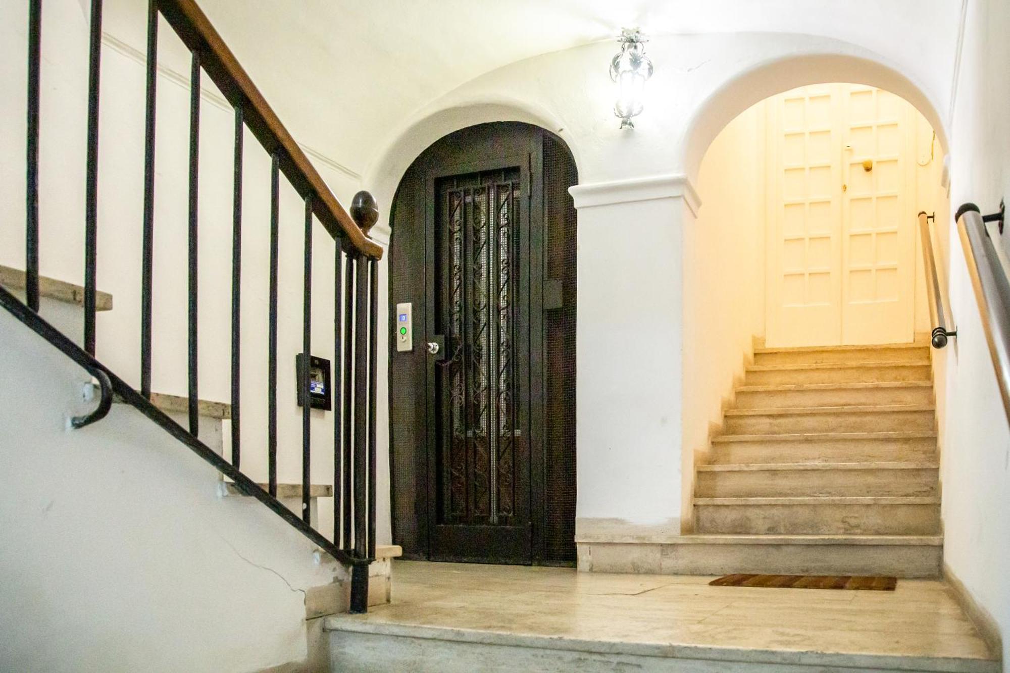 Honore De Balzac Alguer Exterior foto